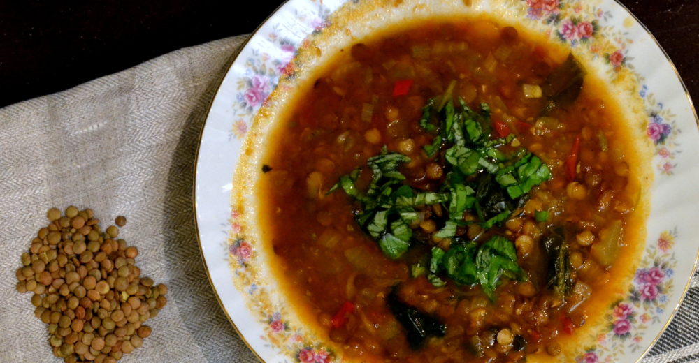 Чечевичный суп со шпинатом